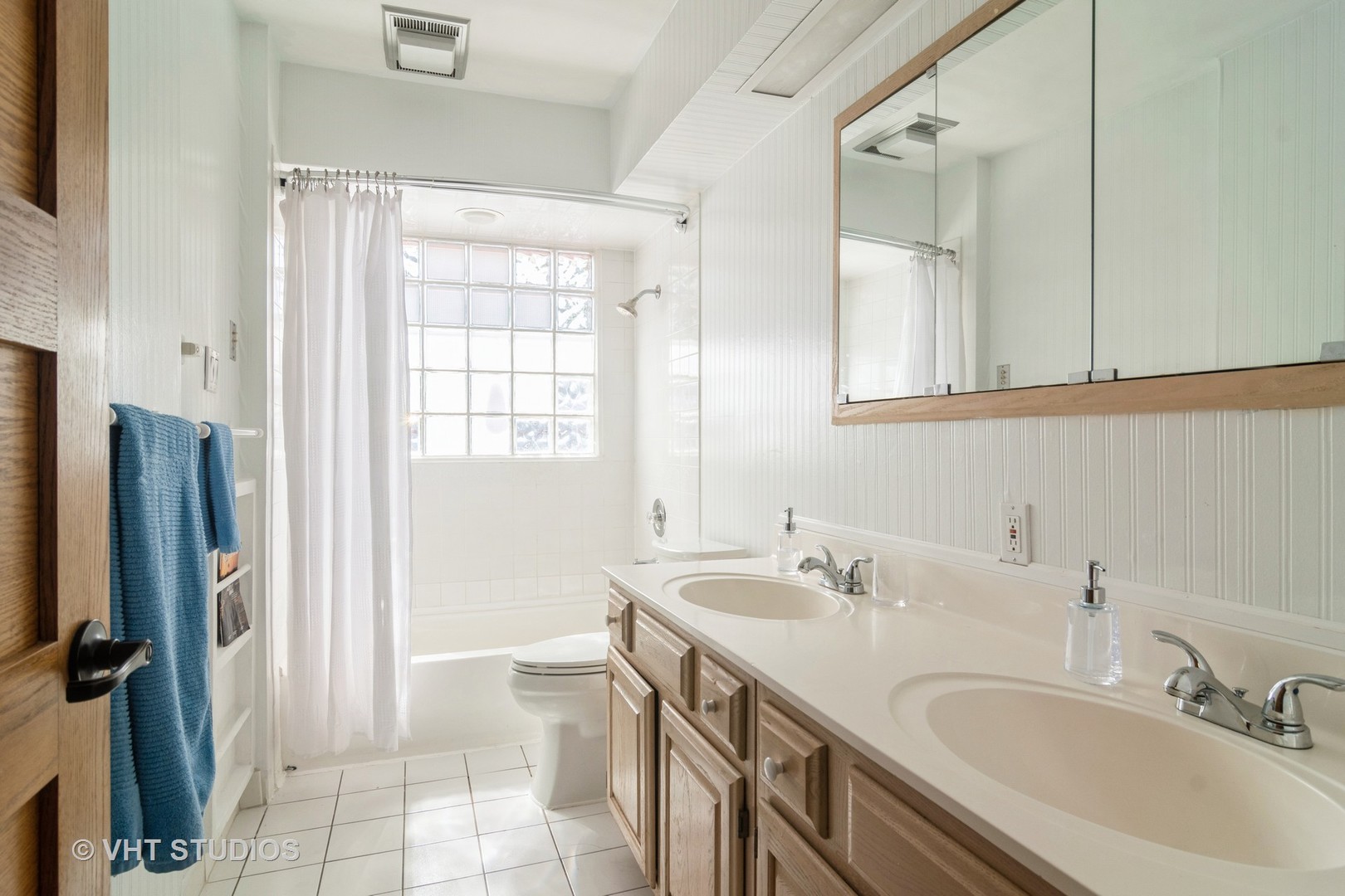 951 East Baldwin Road Palatine, IL 60074 - Photo 14 of 32 Gallery Image 14