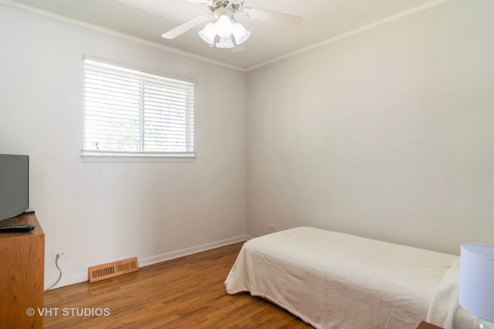 951 East Baldwin Road Palatine, IL 60074 - Photo 17 of 32 Gallery Image 17