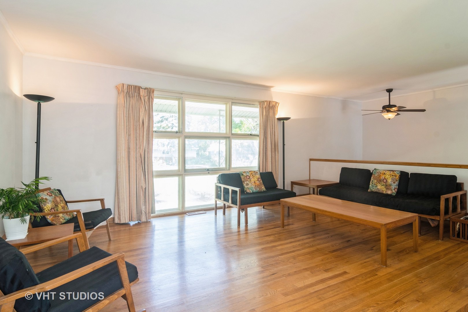951 East Baldwin Road Palatine, IL 60074 - Photo 6 of 32 Gallery Image 6