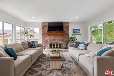 $2,695,000 | 541 Martos Drive, South Pasadena, CA 91030