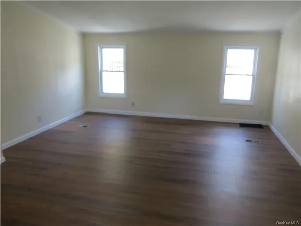 $199,900 | 723 Beekman Road, Hopewell Junction, NY 12533