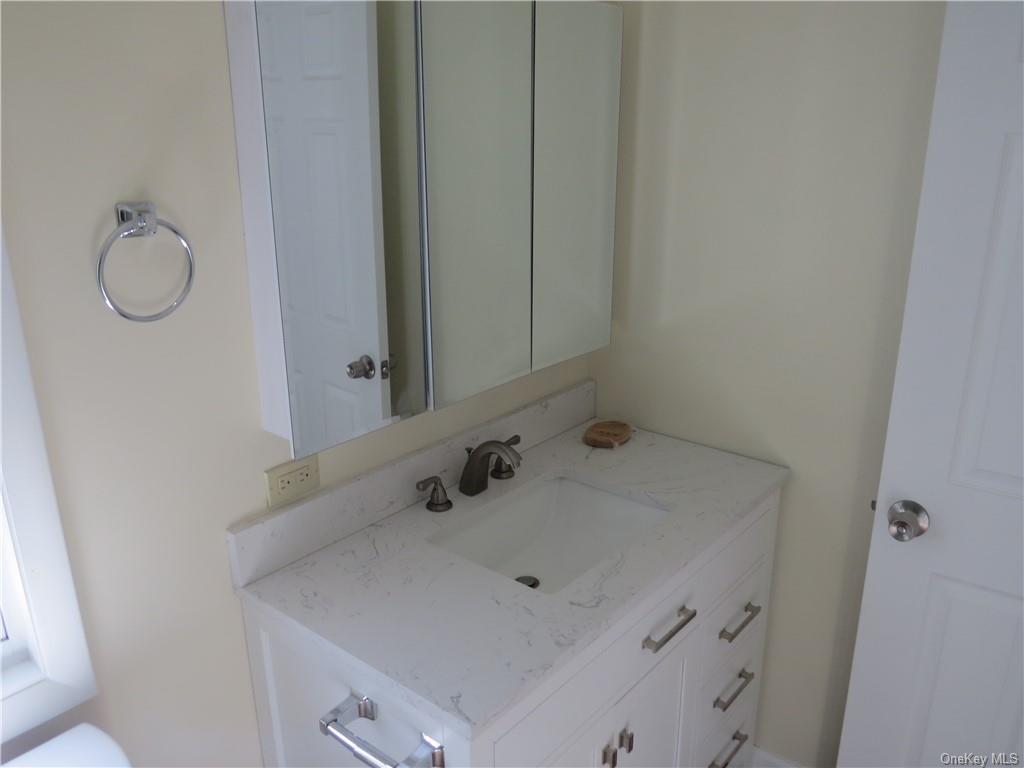 723 Beekman Road Hopewell Junction, NY 12533 - Photo 20 of 33 Bathroom featuring vanity