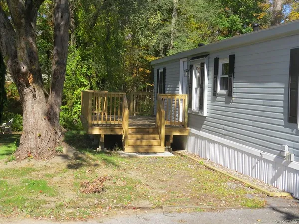 $199,900 | 723 Beekman Road, Hopewell Junction, NY 12533