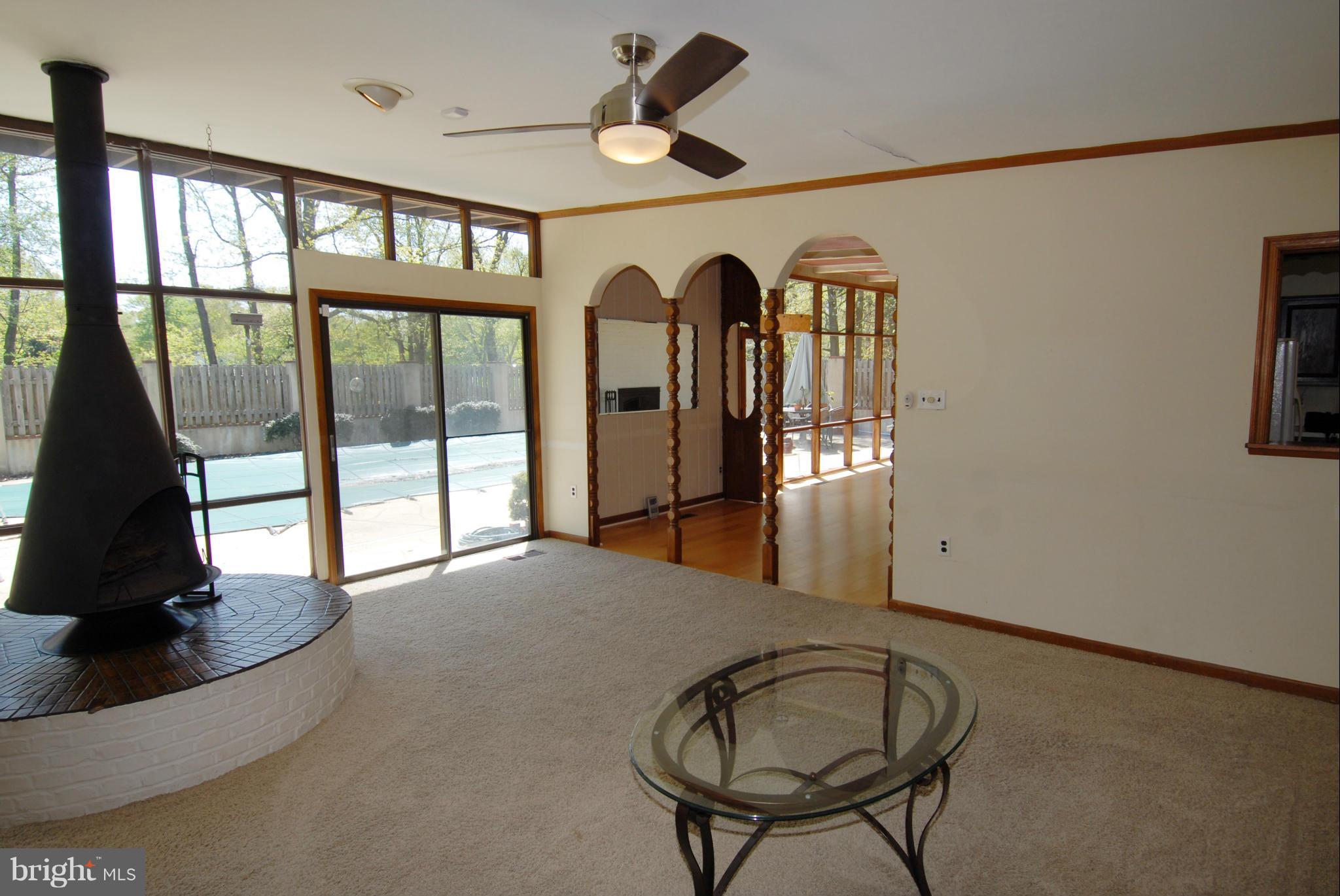 3909 Laurel Road Alexandria, VA 22309 - Photo 13 of 26 Family Room