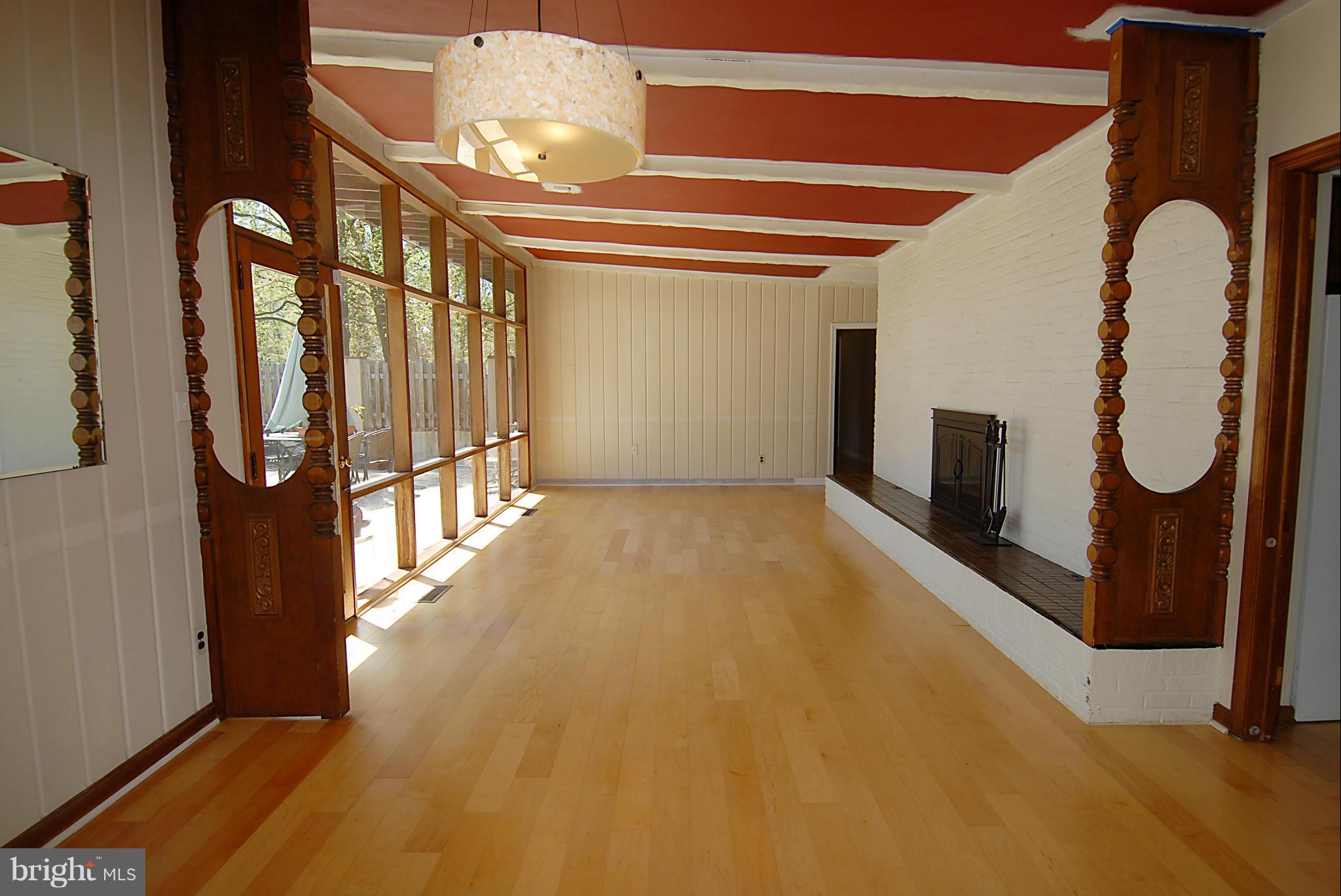 3909 Laurel Road Alexandria, VA 22309 - Photo 6 of 26 Dining Room