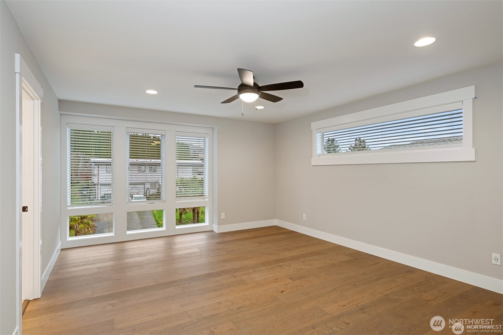 13025 75th Place South Seattle, WA 98178 - Photo 14 of 23