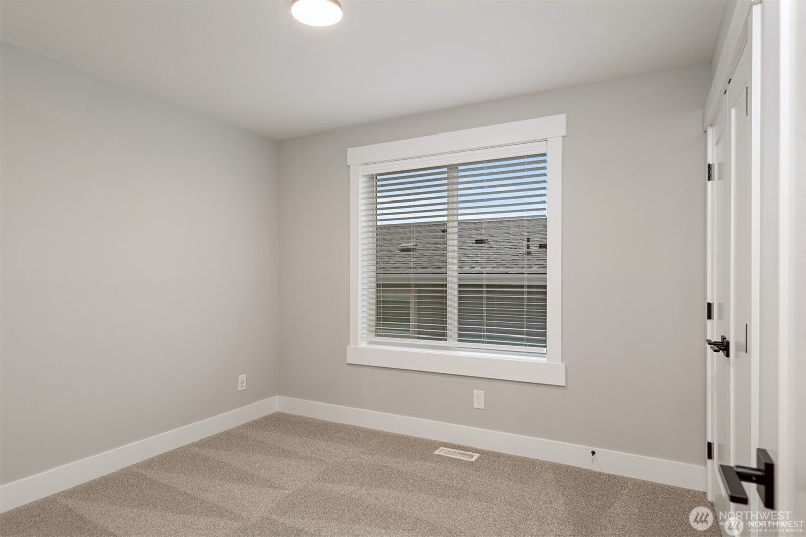 13025 75th Place South Seattle, WA 98178 - Photo 20 of 23