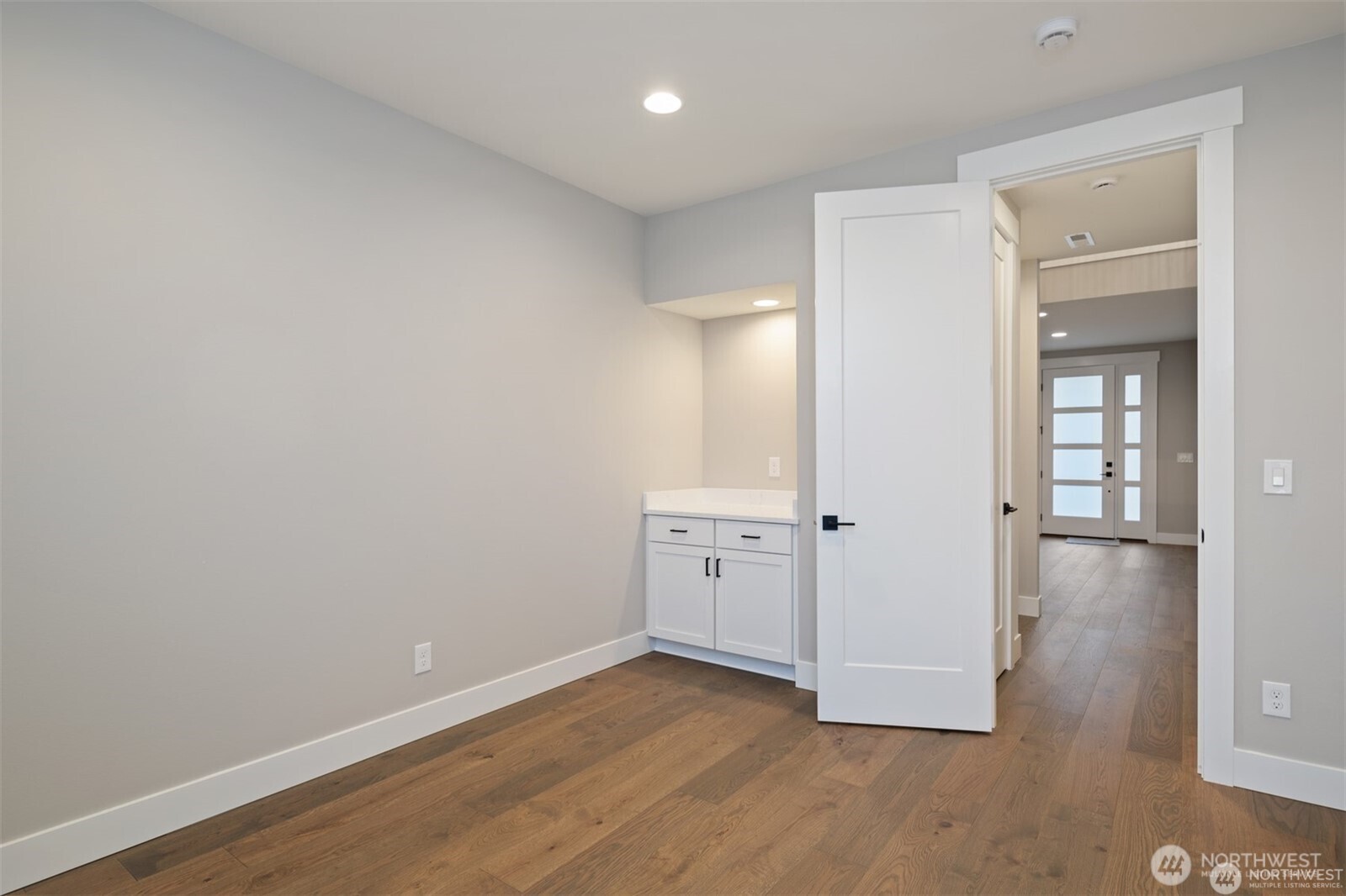 13025 75th Place South Seattle, WA 98178 - Photo 4 of 23