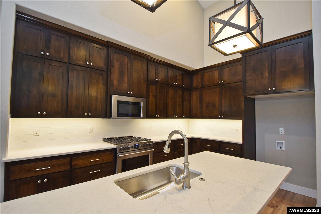5246 Davis Street Turner, OR 97392 - Photo 7 of 24