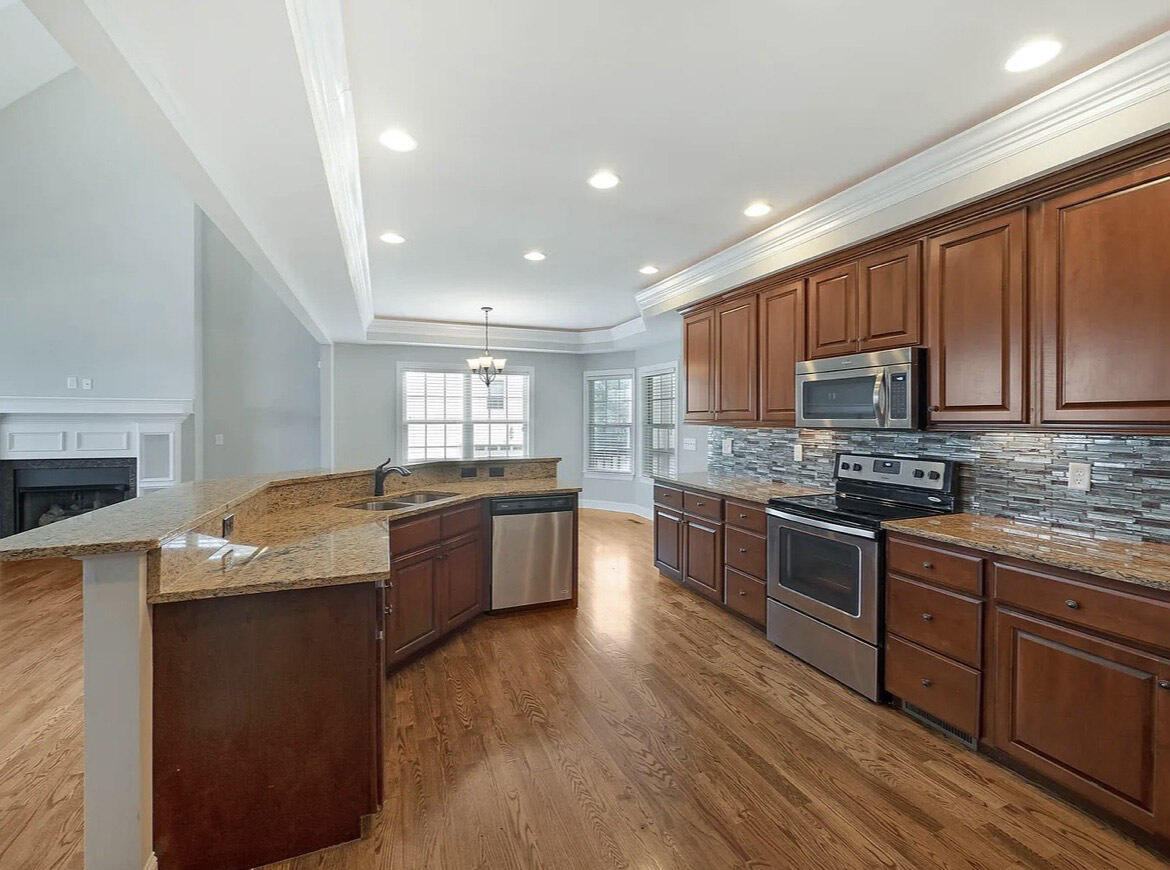 7950 Chianti Way, Unit 119 Chattanooga, TN 37421 - Photo 16 of 35 20-IMG_5876