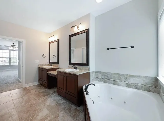 $615,900 | 7950 Chianti Way, Unit 119, Chattanooga, TN 37421