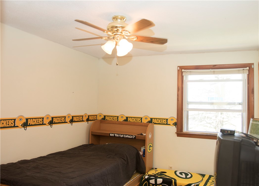 535 Fish Road Tiverton, RI 02878 - Photo 17 of 31