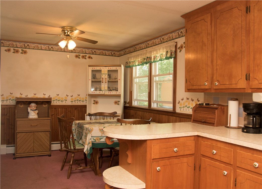 535 Fish Road Tiverton, RI 02878 - Photo 5 of 31 Kitchen with Dining Area