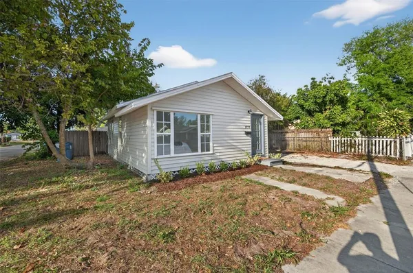 $309,000 | 1777 28th Avenue North, St. Petersburg, FL 33713