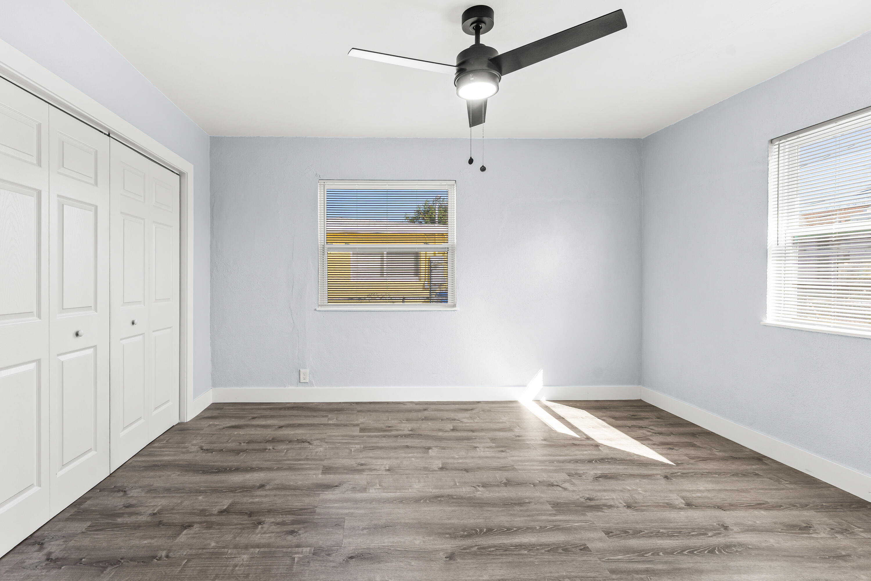 656 West 6th Street Riviera Beach, FL 33404 - Photo 13 of 35 018-656West6thStreet-RivieraBeach-FL-334