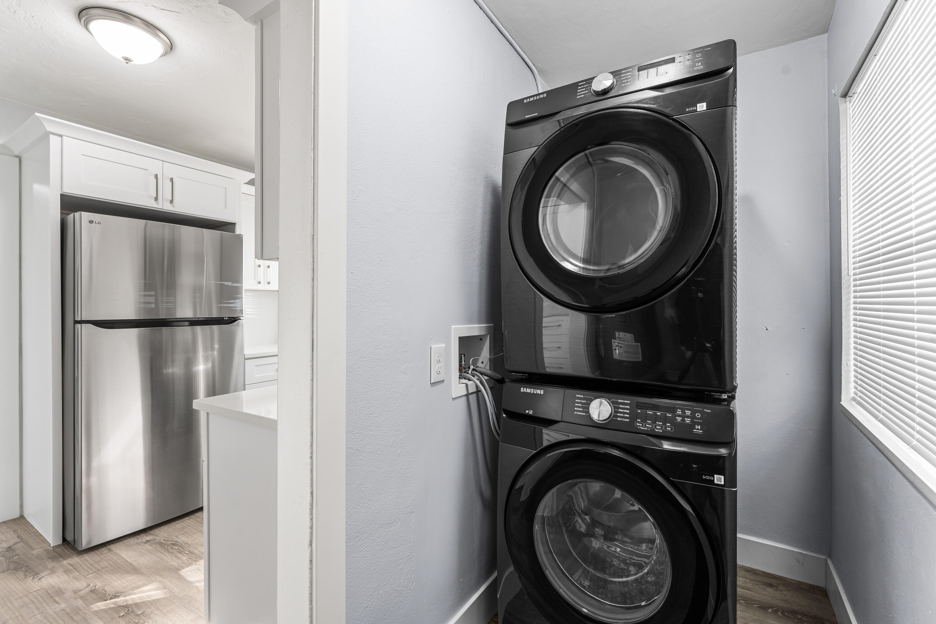 656 West 6th Street Riviera Beach, FL 33404 - Photo 5 of 35 014-656West6thStreet-RivieraBeach-FL-334