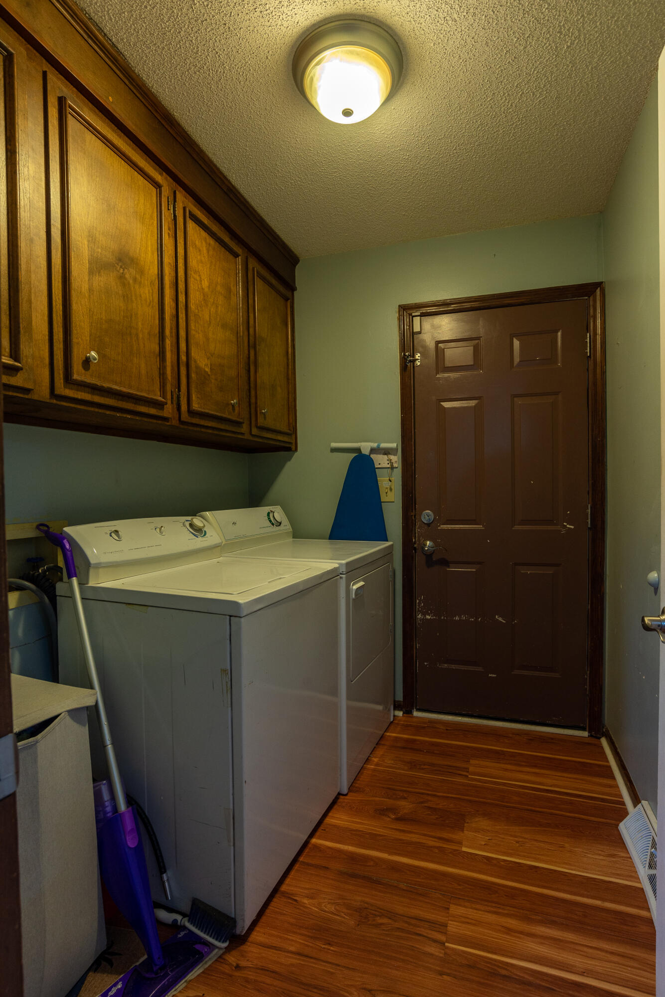 2954 Ashley River Road Charleston, SC 29414 - Photo 27 of 28 laundry room