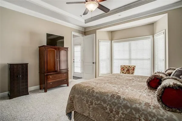 $495,000 | 405 Northwest Greenview Drive, Lee's Summit, MO 64064