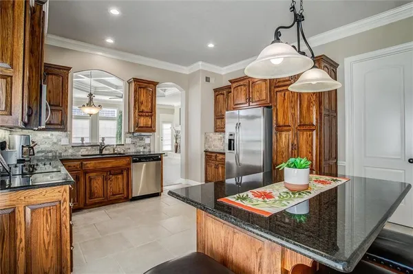 $495,000 | 405 Northwest Greenview Drive, Lee's Summit, MO 64064