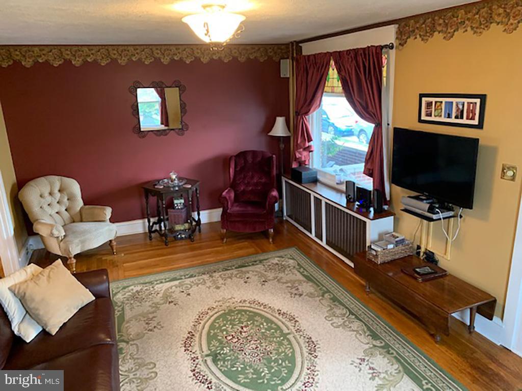 25 West Broad Street Reading, PA 19607 - Photo 9 of 27