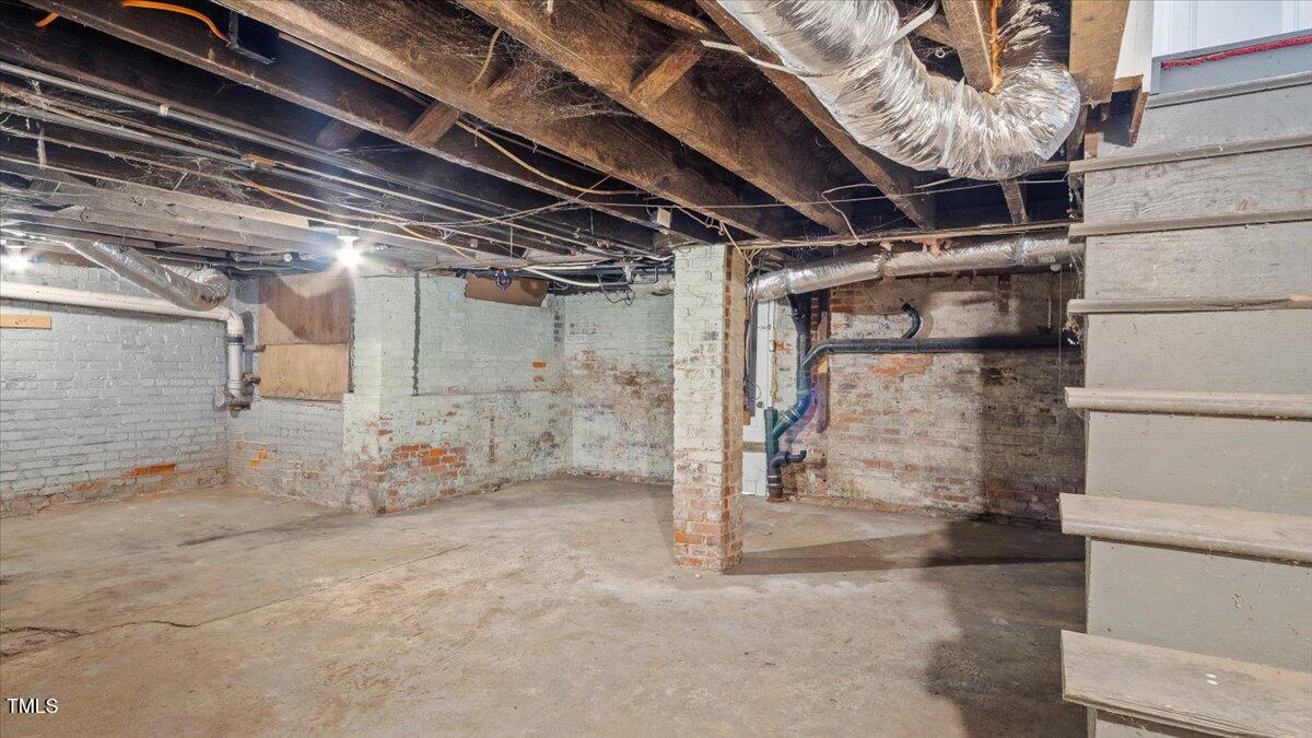 830 South Chestnut Street Henderson, NC 27536 - Photo 51 of 65 47-930 S Chestnut Finished-47