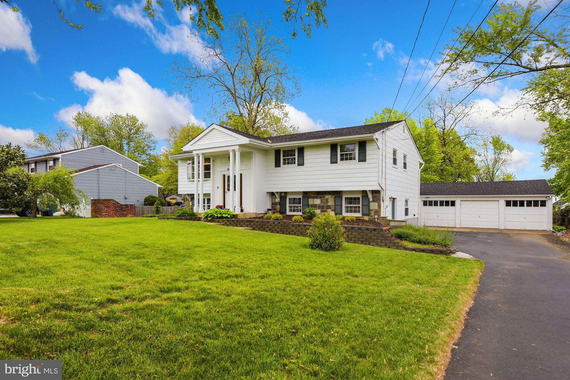 608 Parry Road Cinnaminson, NJ 08077 - Photo 2 of 26 3 car detached garage