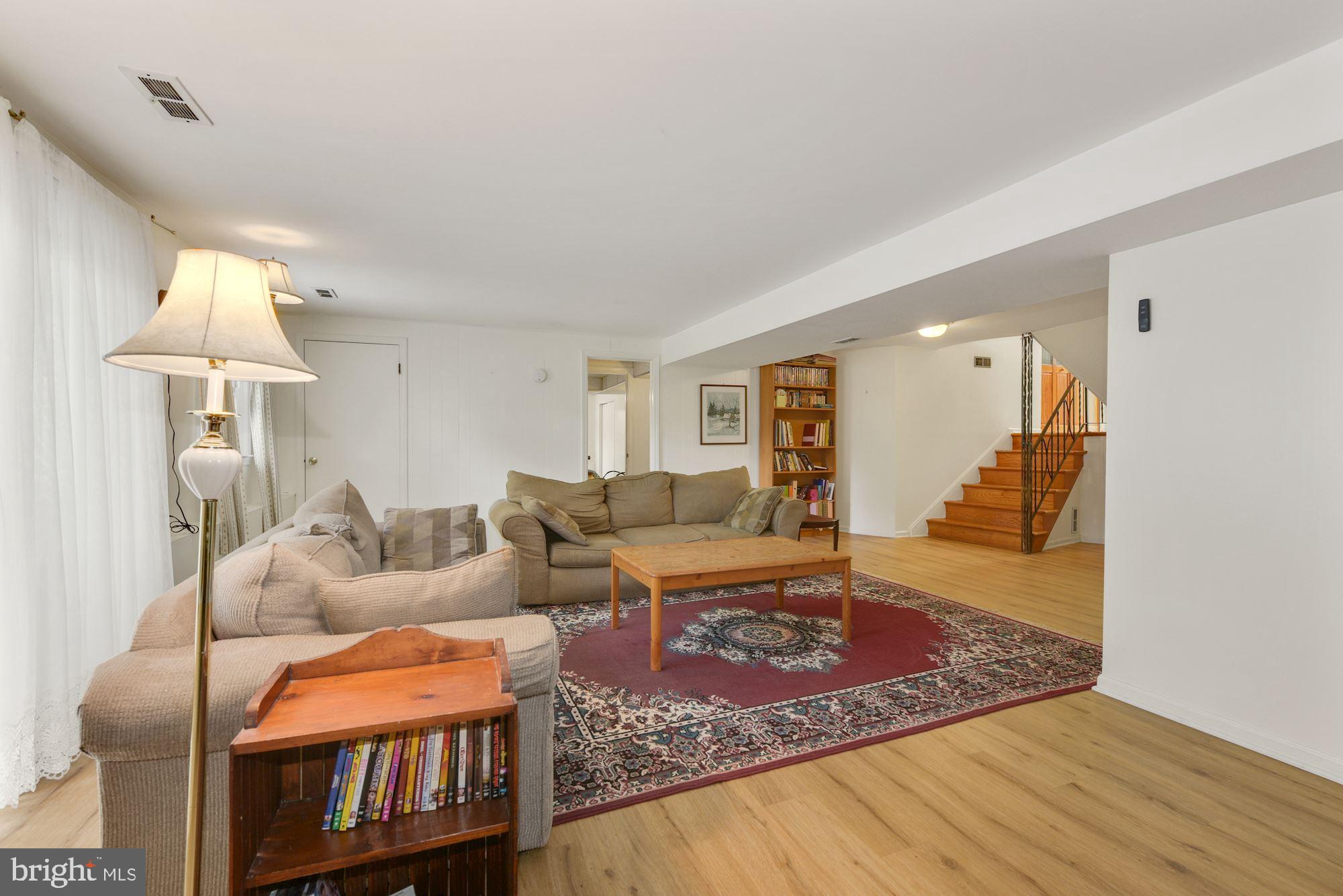 608 Parry Road Cinnaminson, NJ 08077 - Photo 17 of 26 Family Room