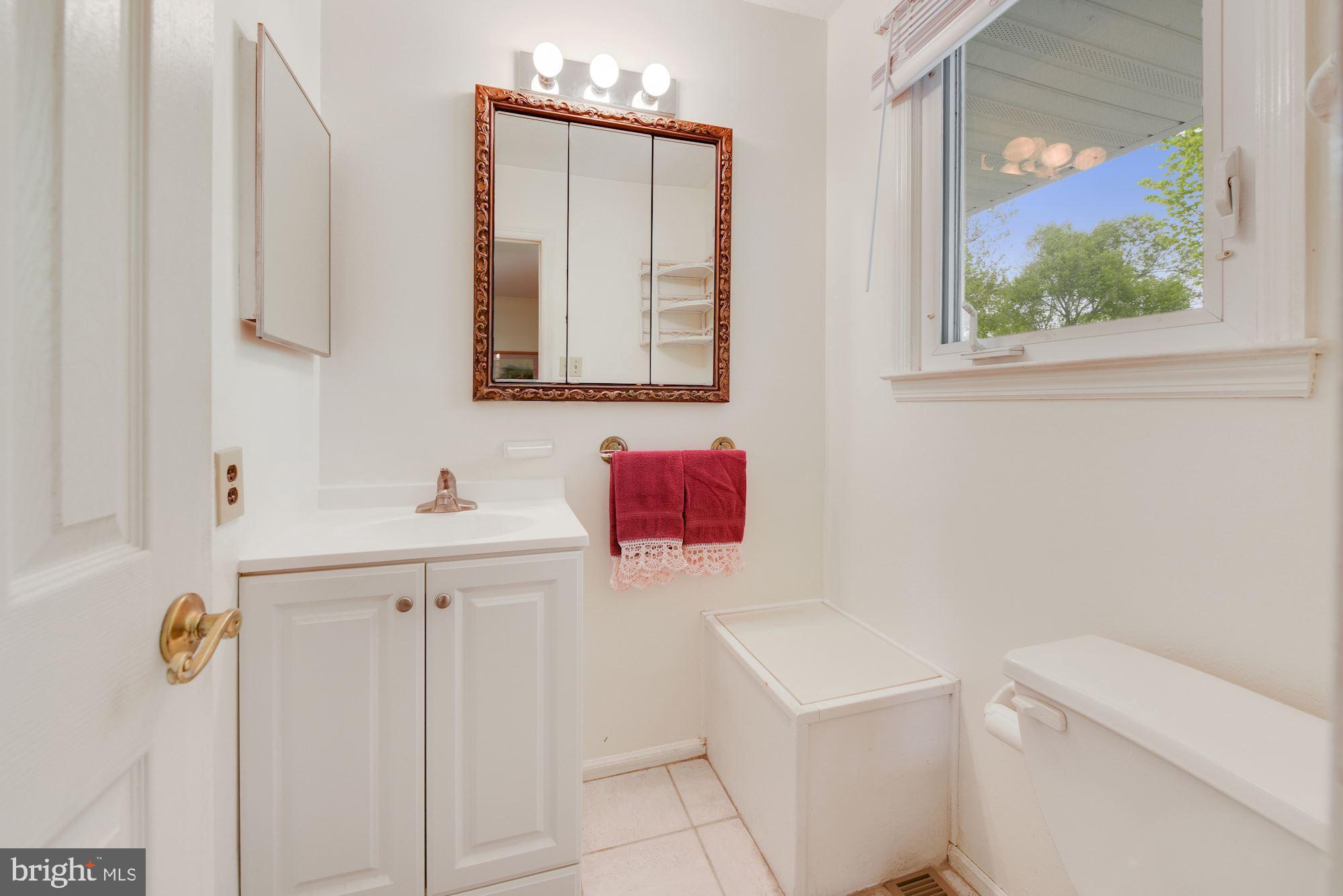608 Parry Road Cinnaminson, NJ 08077 - Photo 10 of 26 Primary full bath w/stall shower