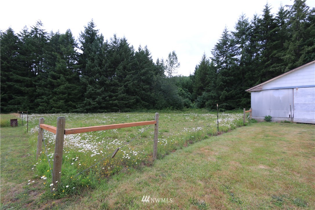 2246 Lincoln Creek Road Rochester, WA 98579 - Photo 11 of 12