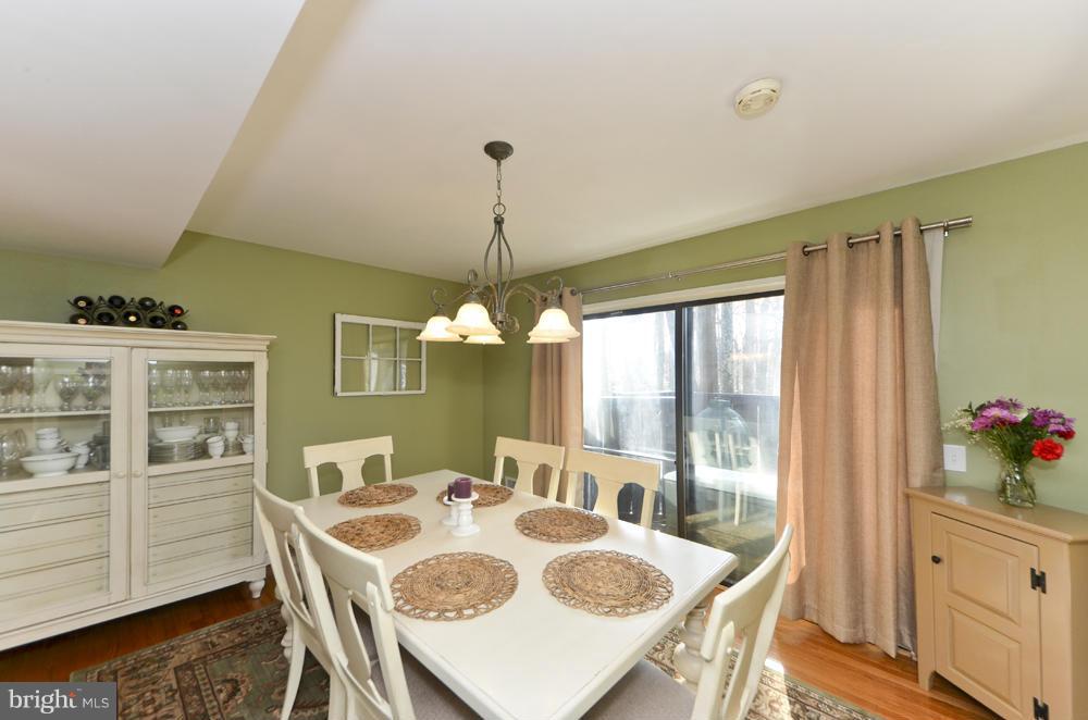 2233 Wheelwright Court Reston, VA 20191 - Photo 11 of 30 Dining Room