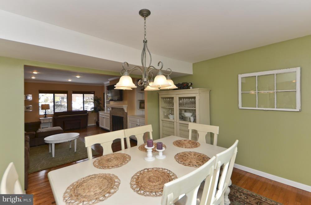 2233 Wheelwright Court Reston, VA 20191 - Photo 12 of 30 Dining Room