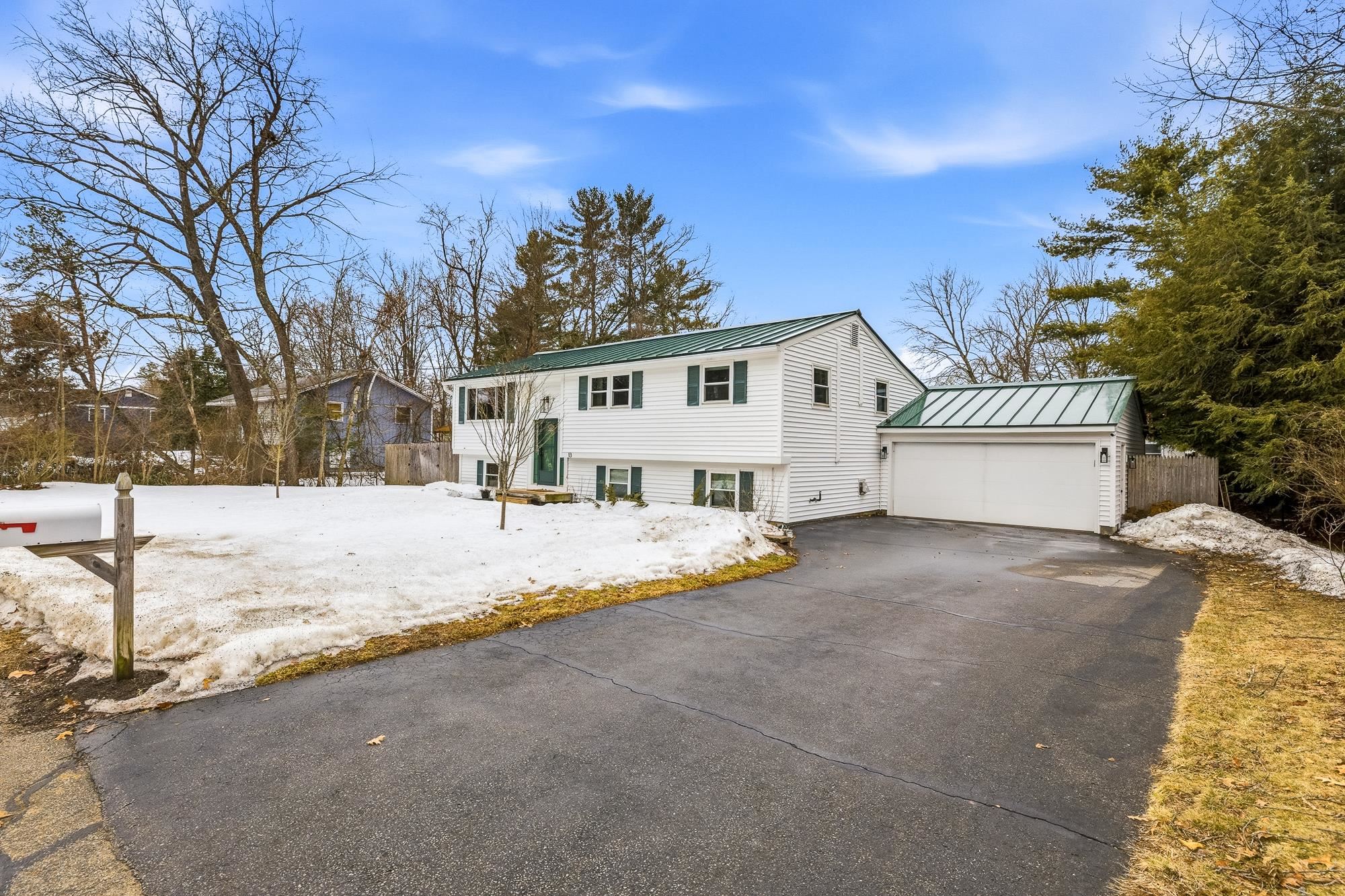 13 Redwing Road Concord, NH 03301 - Photo 2 of 57