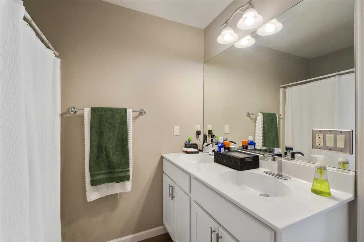 4622 Copper Ridge Road, Unit 4622 Champaign, IL 61822 - Photo 13 of 25