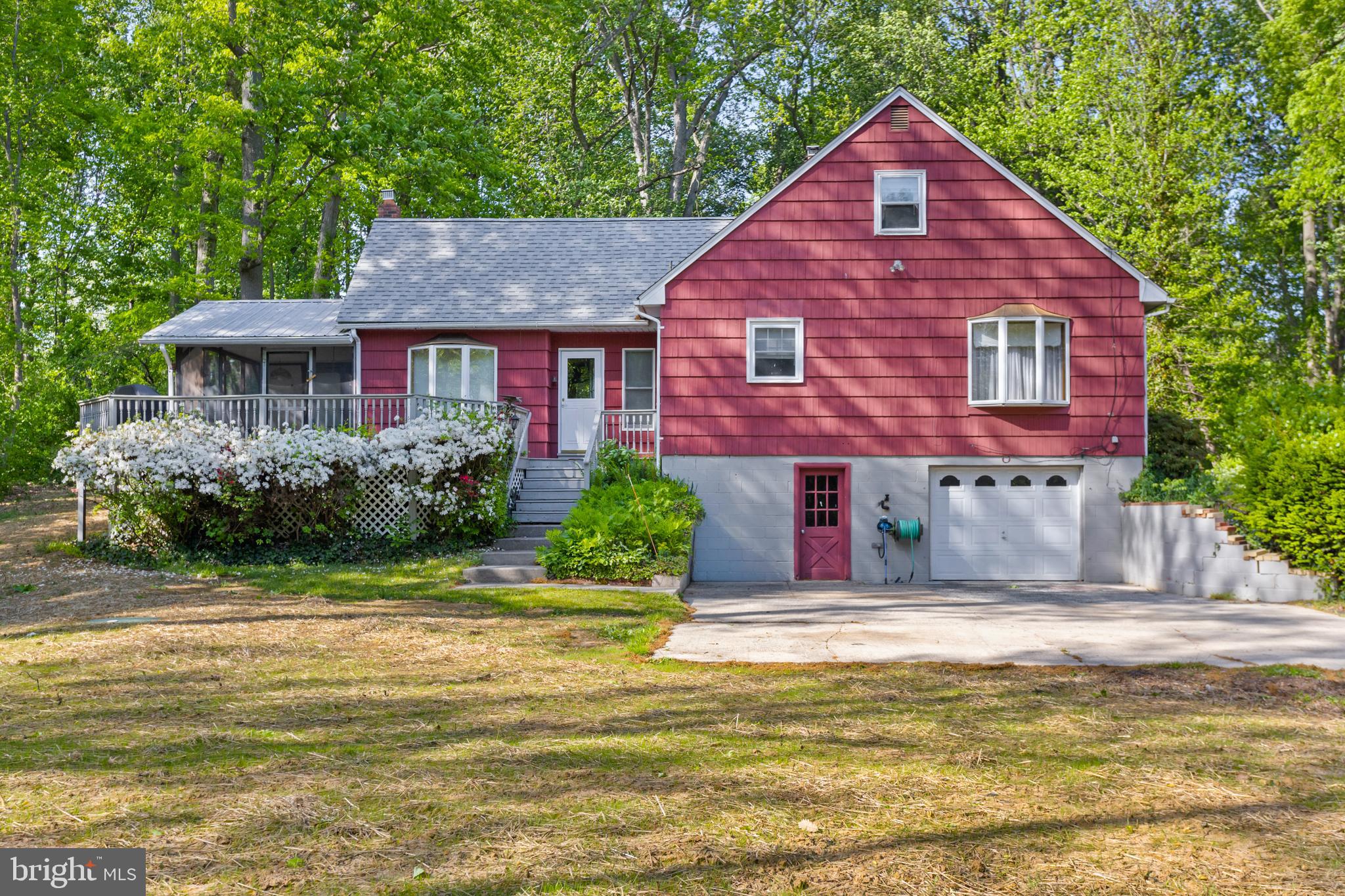 1025 Hedding Jacksonville Road Bordentown, NJ 08505 - Photo 1 of 32
