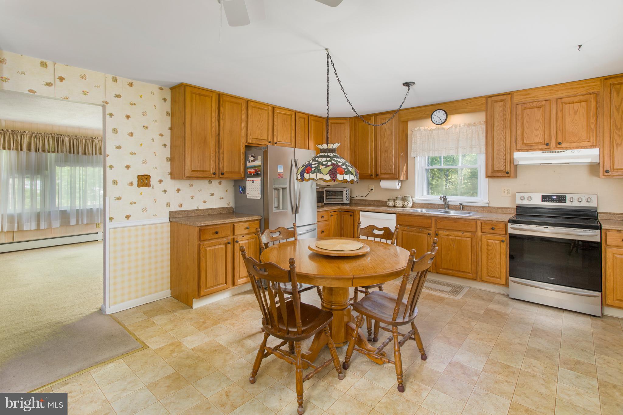 1025 Hedding Jacksonville Road Bordentown, NJ 08505 - Photo 9 of 32