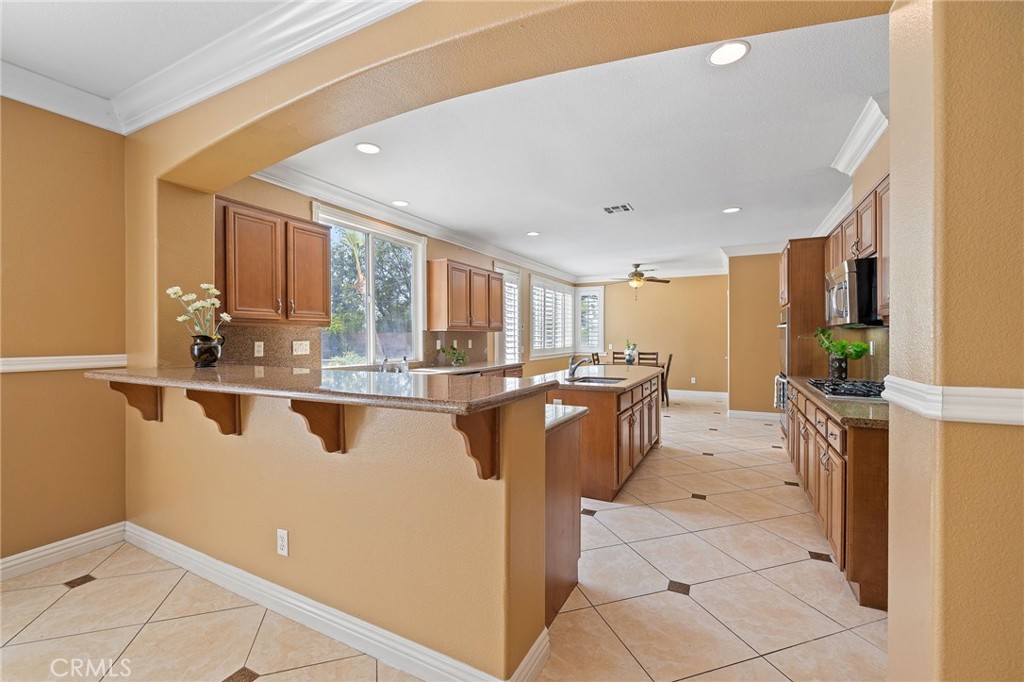 2394 Old Heritage Road Riverside, CA 92503 - Photo 14 of 52