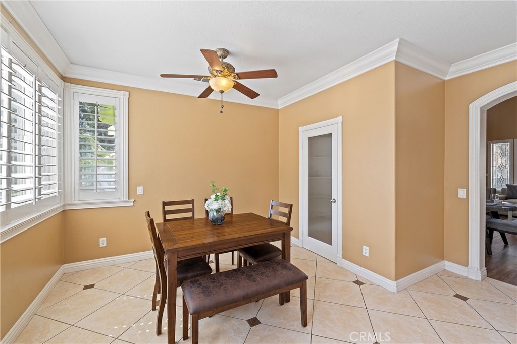 2394 Old Heritage Road Riverside, CA 92503 - Photo 18 of 52