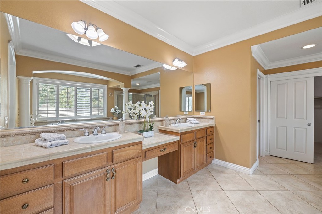 2394 Old Heritage Road Riverside, CA 92503 - Photo 36 of 52