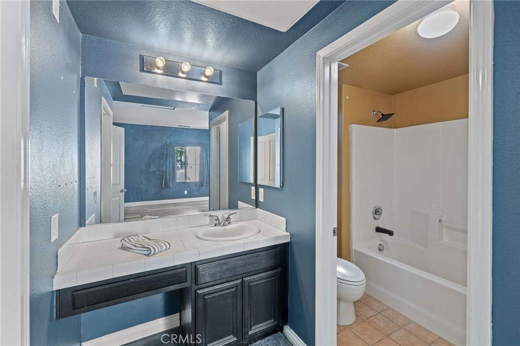 2394 Old Heritage Road Riverside, CA 92503 - Photo 47 of 52