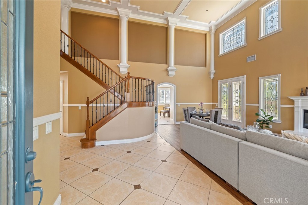 2394 Old Heritage Road Riverside, CA 92503 - Photo 5 of 52