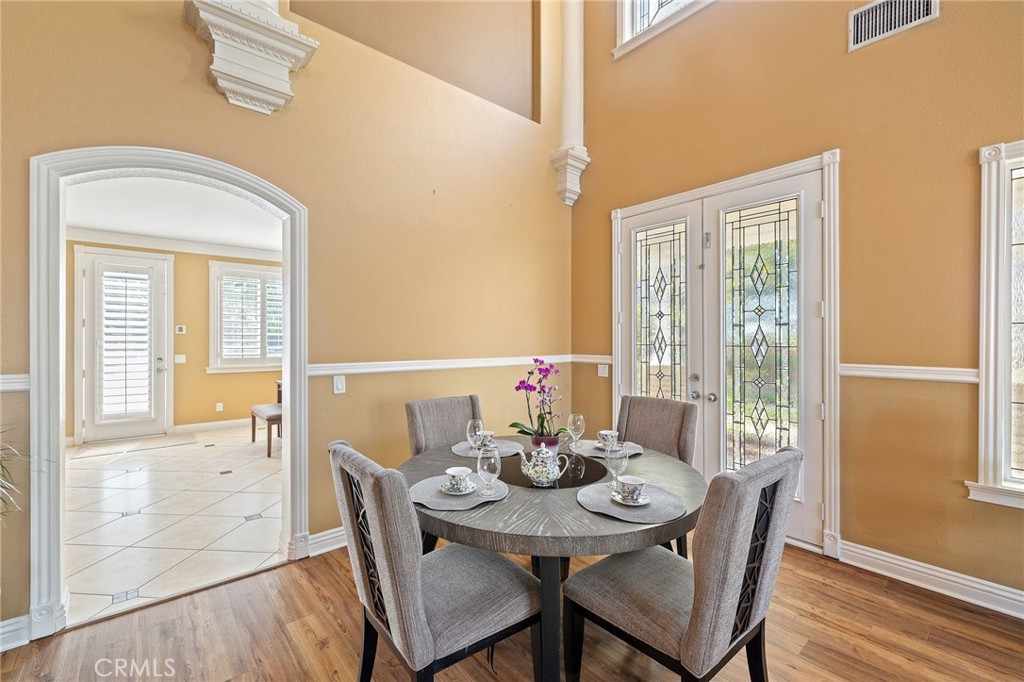 2394 Old Heritage Road Riverside, CA 92503 - Photo 9 of 52