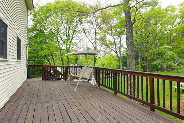 176 Fox Hill Road Burlington, MA 01803 - Photo 19 of 20 Gallery Image 19