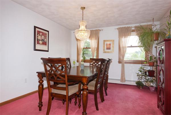 176 Fox Hill Road Burlington, MA 01803 - Photo 8 of 20 Gallery Image 8