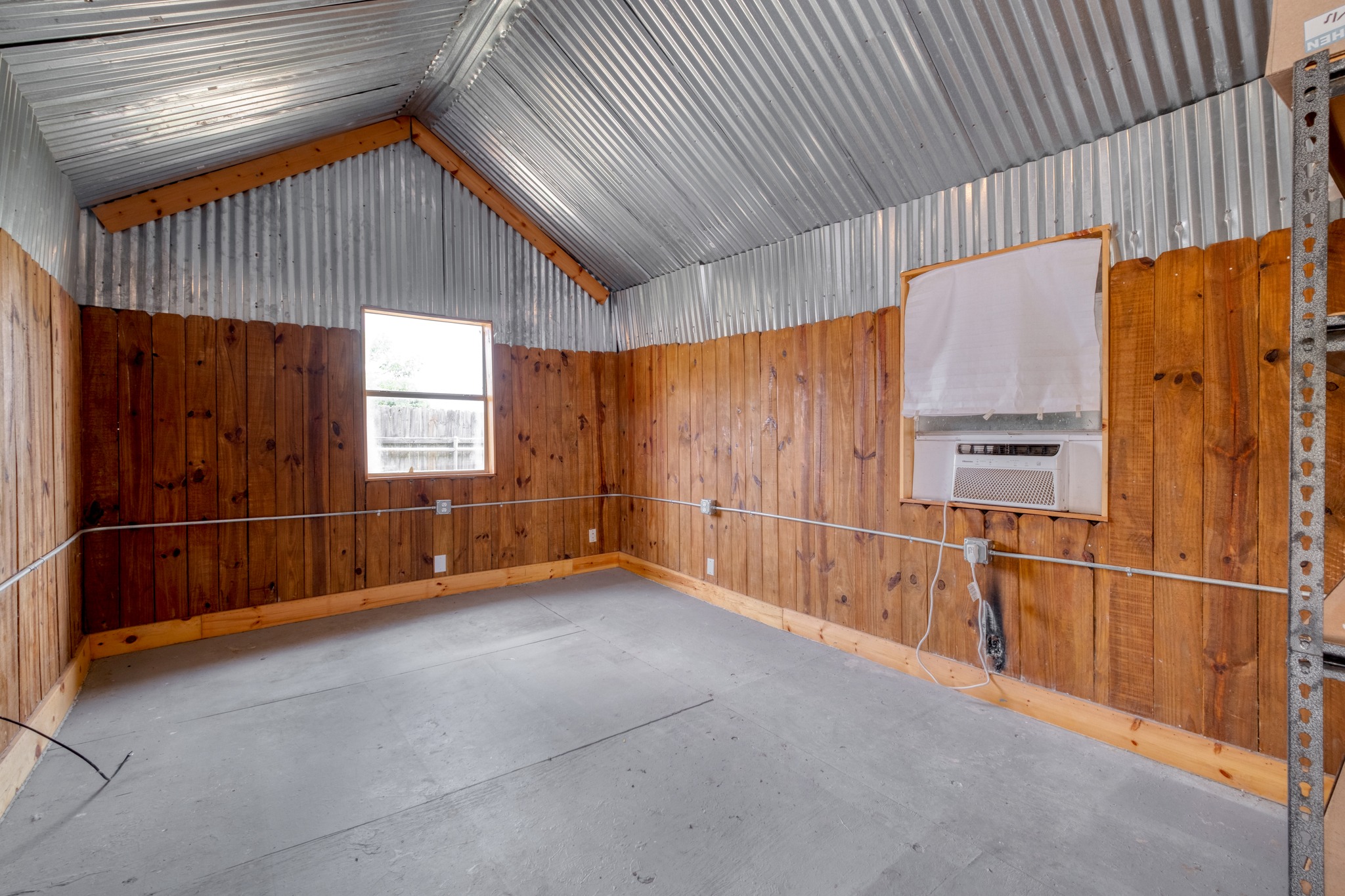 2701 Windy Ridge Road Taylor, TX 76574 - Photo 19 of 28 Detached office, studio, gym, whatever you like!
