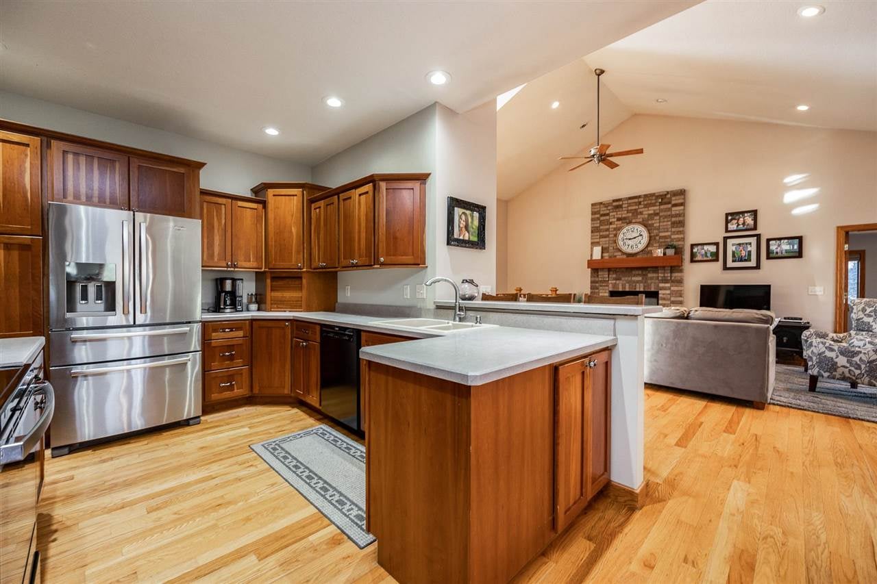 2627 Anchorage Road Northeast Solon, IA 52333 - Photo 13 of 55 Gallery Image 13