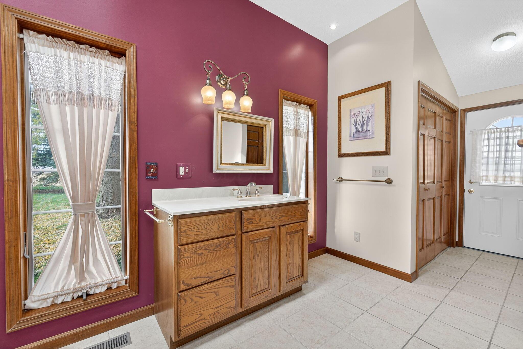 2531 Kreis Road Marion, OH 43302 - Photo 42 of 73 2531 Kreis Rd (Interior)-40