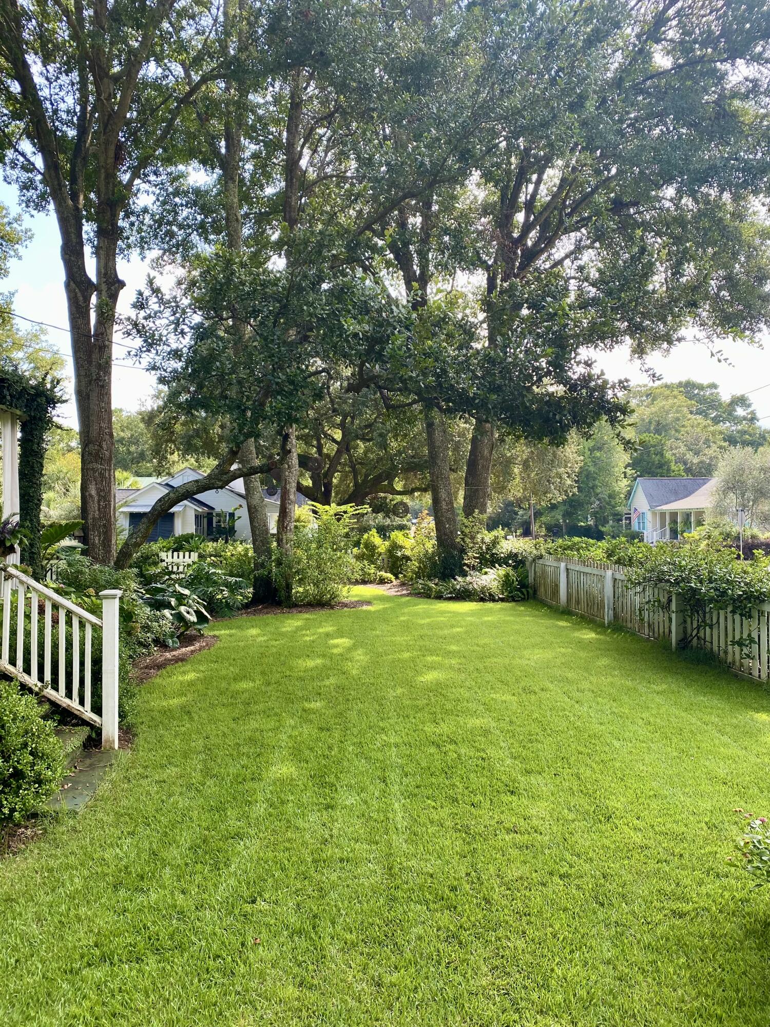 647 Adluh Street Mount Pleasant, SC 29464 - Photo 7 of 7 IMG 3