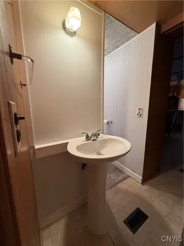 $45,000 | 9985 Briggs Road, Remsen, NY 13438