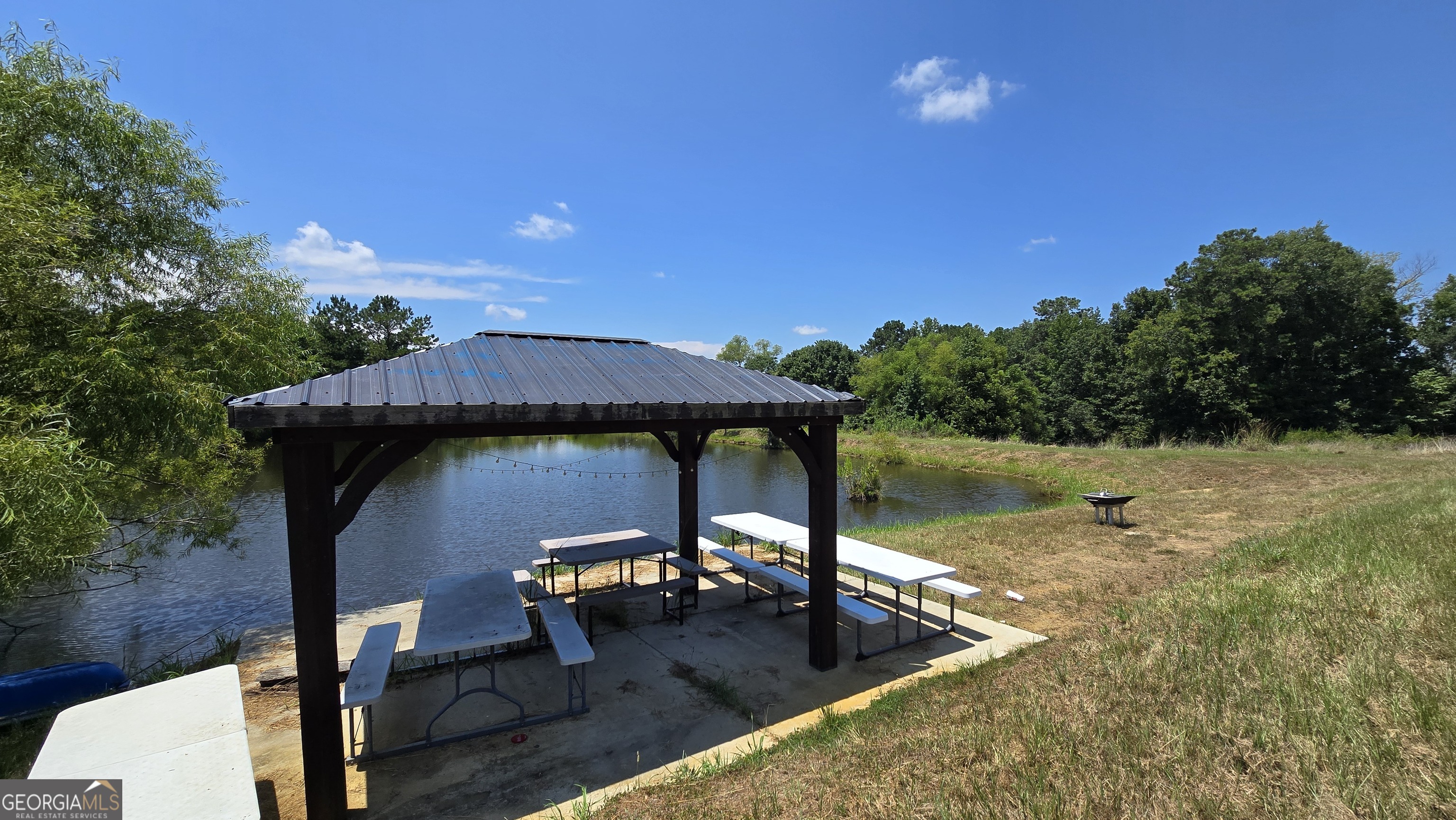 361 Allen Road Musella, GA 31066 - Photo 23 of 41 a view of a swimming pool with a yard