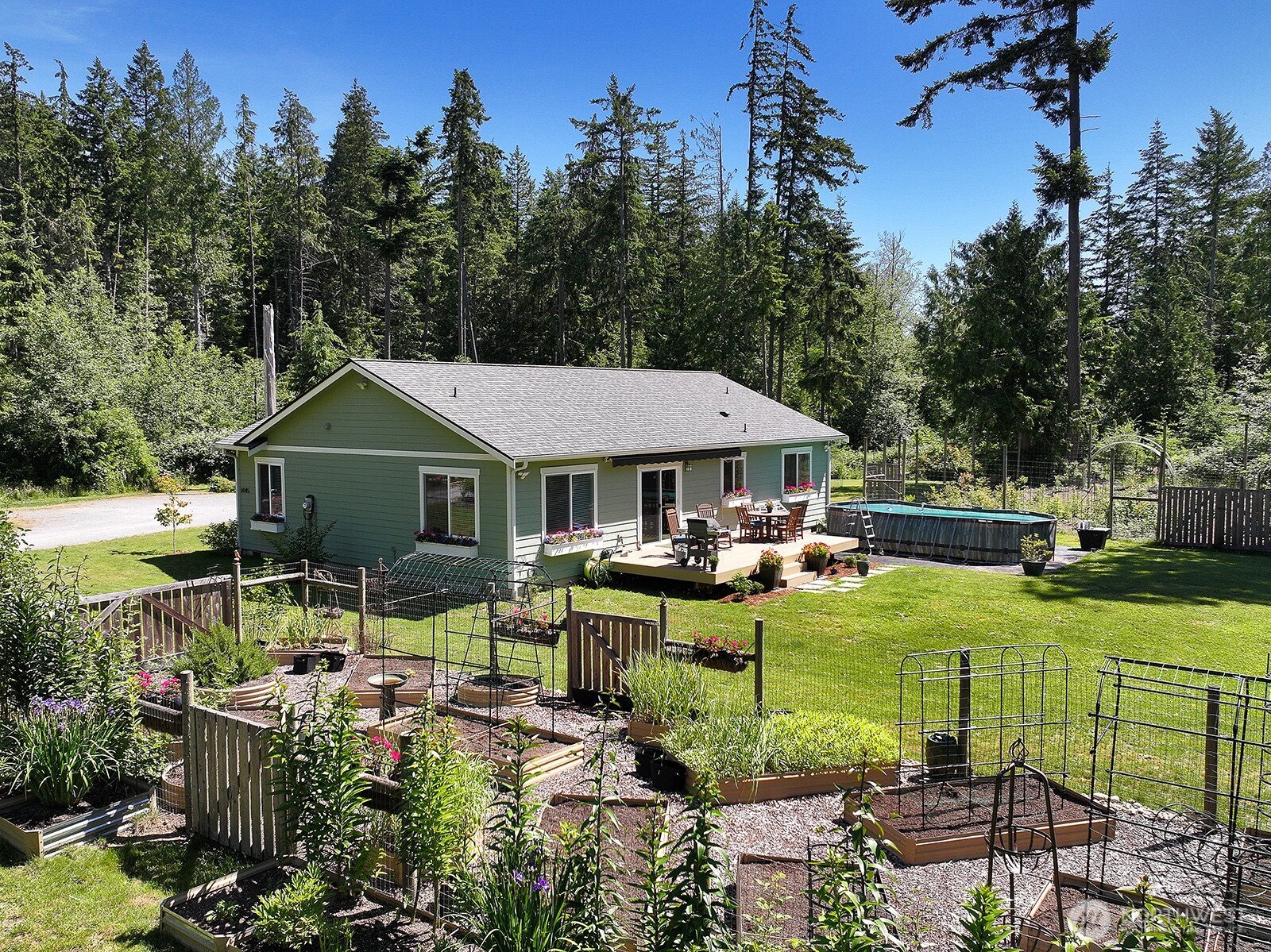 6545 Cultus Bay Road Clinton, WA 98236 - Photo 6 of 40